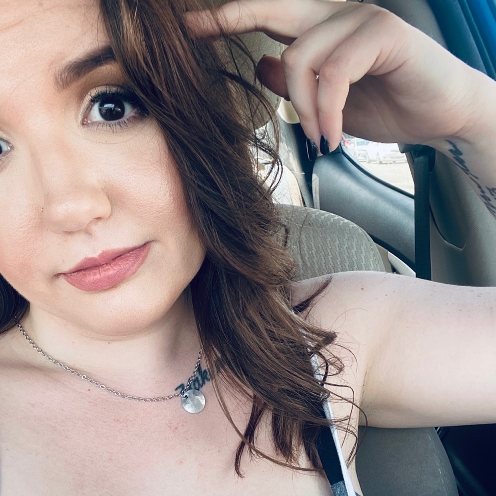 Meet your Posher, Kayla
